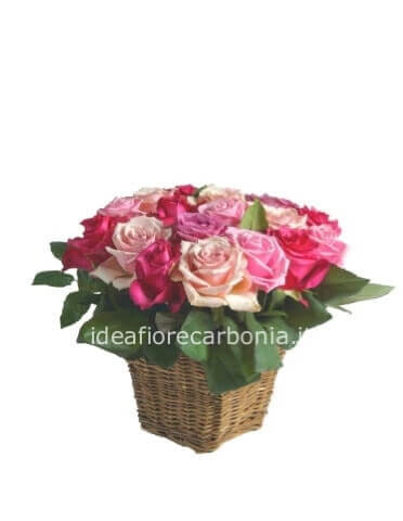 Cestino di rose con 9 rose piccole